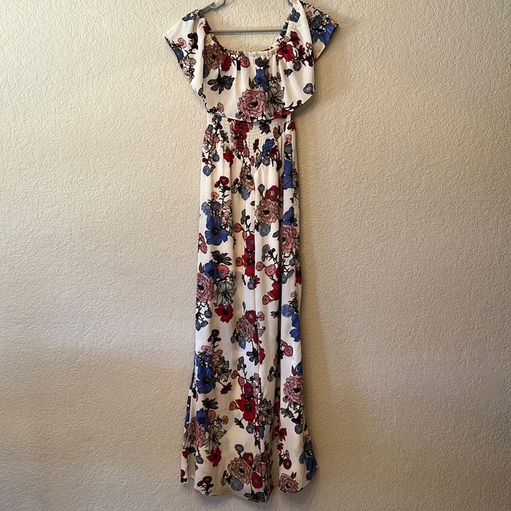Off the shoulders full length jumpsuit with bell bottoms